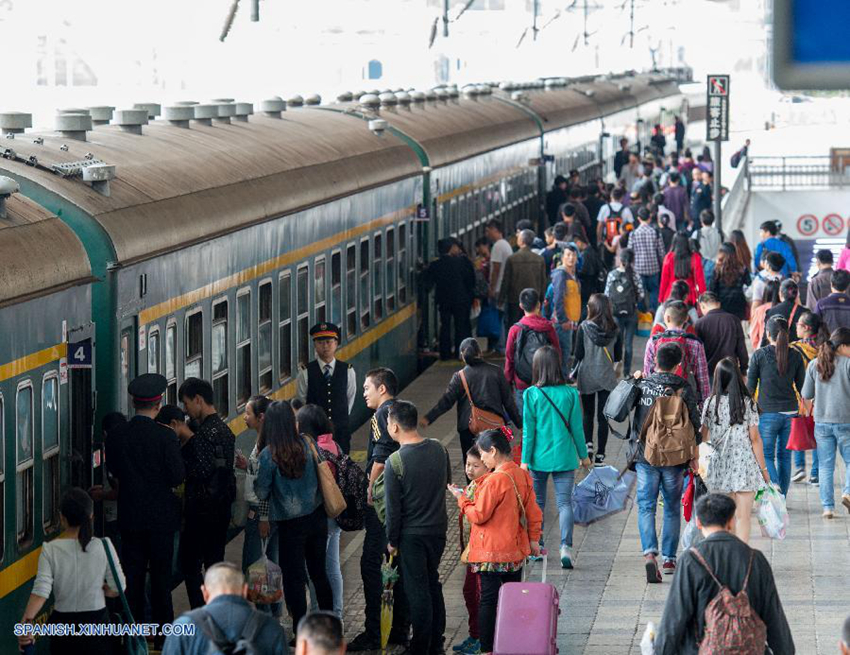 Ferrocarriles chinos baten récord diario de viajes1