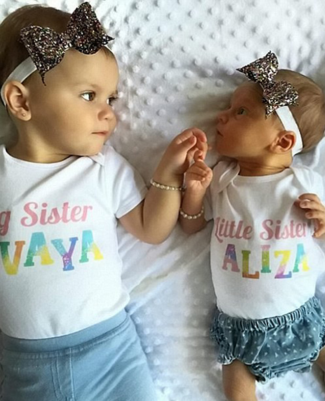 Una bebé inglés de un año se convierte en estrella de moda