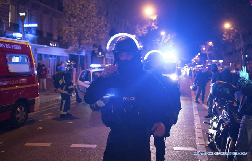 CIFRA DE MUERTOS EN ATAQUES EN PARIS ASCIENDE A 153a