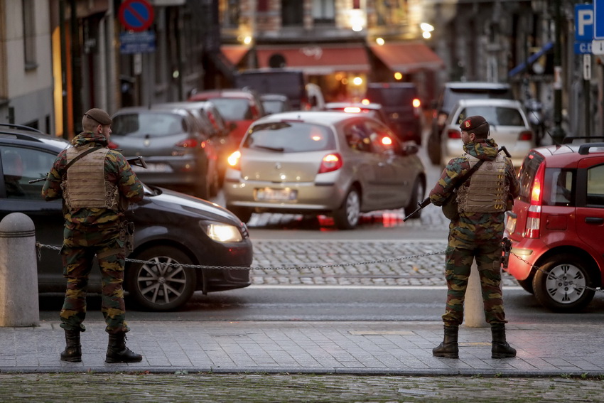 Bélgica eleva a 3 nivel de amenaza terrorista para todo el país 