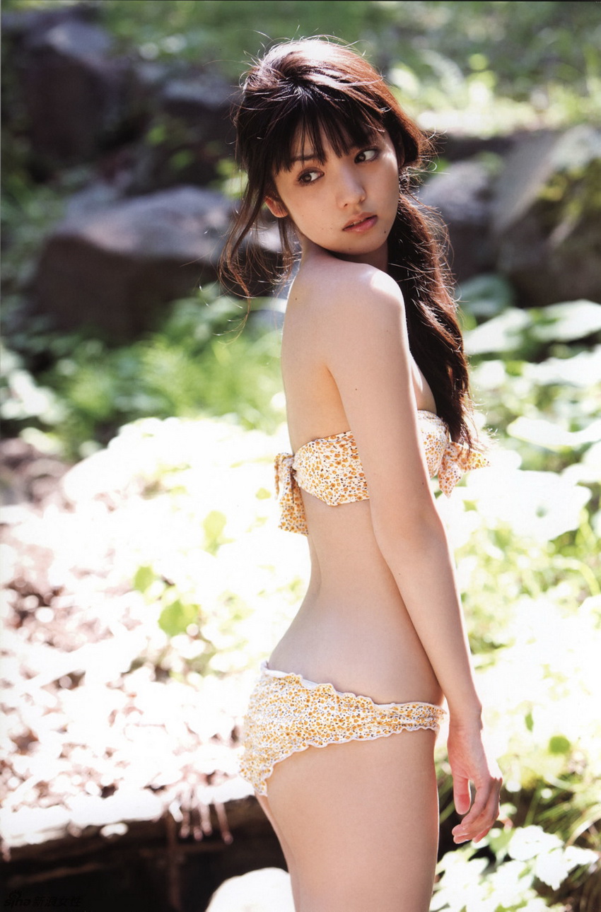 Estrella Japonesa Con Lunar Michishige Sayumi Posa Dulce Y Sexycn中国最权威的西班牙语新闻网站 2754