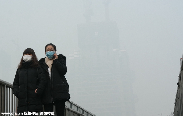 Beijing ordena detener la producción debido a grave contaminación4
