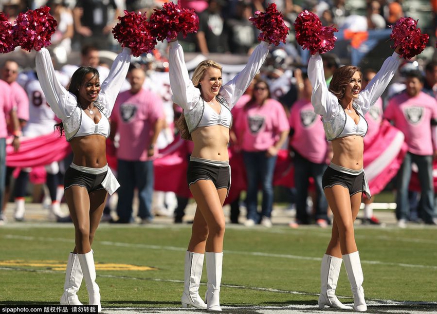 Colección de fotos de cheerleaders para juego de Rugby en EEUU