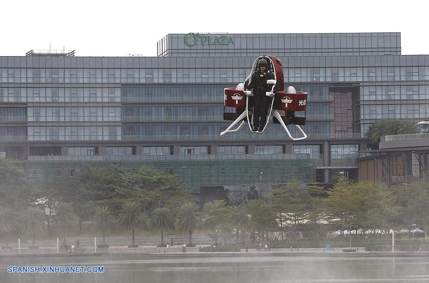 Aparato volador similar al de Iron Man hace su primer vuelo en China2