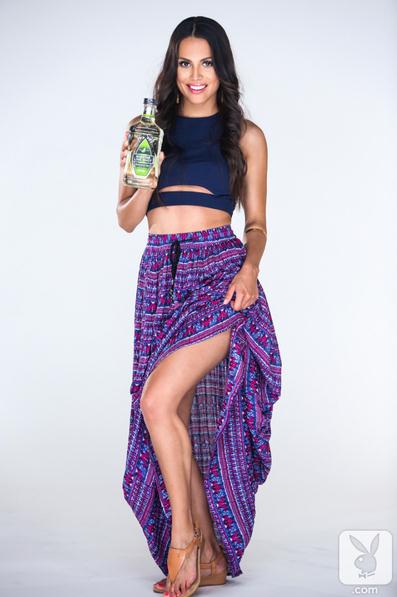 Modelo Raquel Pomplun, seductora para Cinco de Mayo
