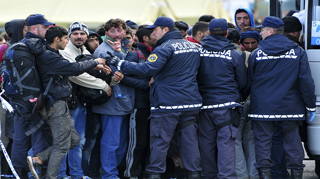 La Unión Europea frente al yihadismo y la crisis de refugiados_Spanish ...