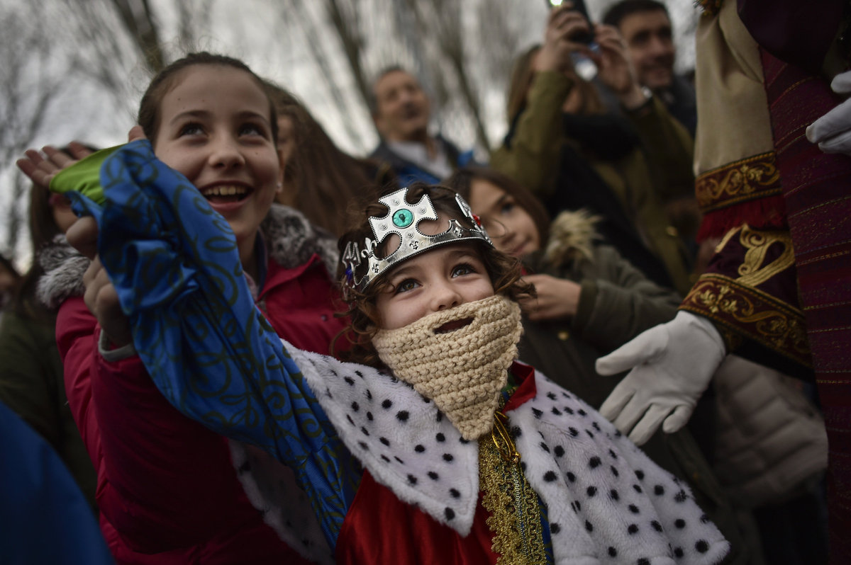 Las ciudades de España dan la bienvenida a los Reyes Magos en sus ...