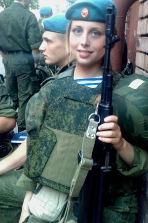 Yulia Kharlamova, la soldada rusa más sexy