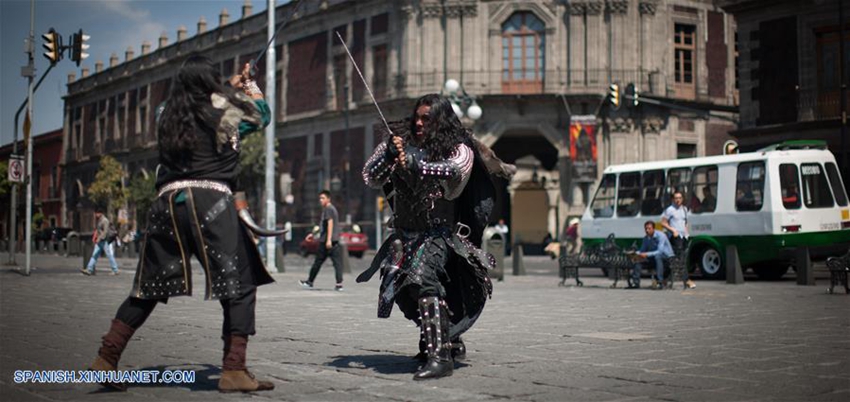 Caballeros y doncellas reviven época medieval europea en México1