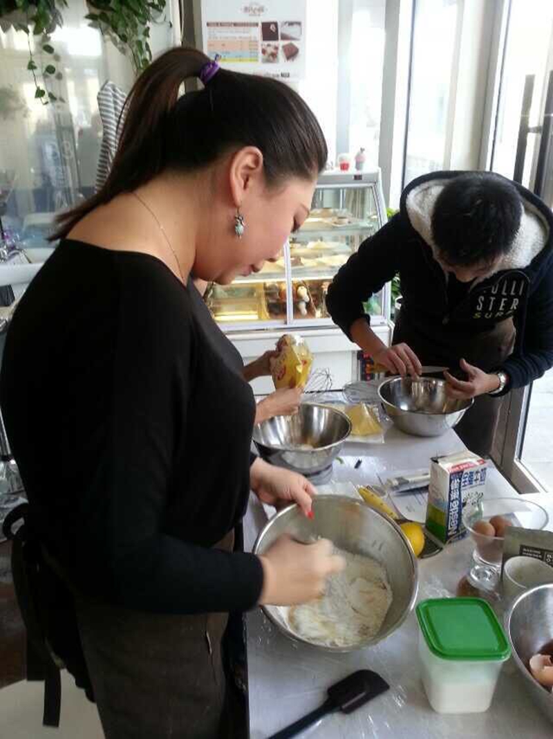 La melosidad al estilo francés traída por el emprendimiento en China Continental de un joven hongkonés La melosidad al estilo francés traída por el emprendimiento en China Continental de un joven hongkonés