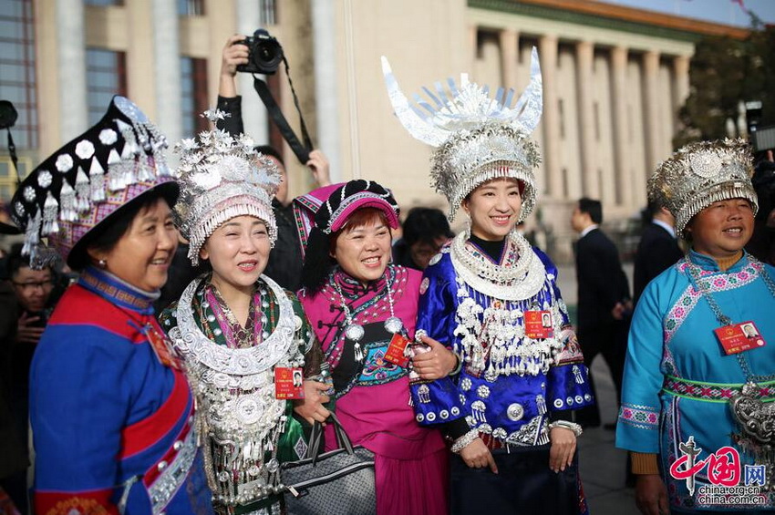 Fotos de los representantes de las minorías nacionales de China