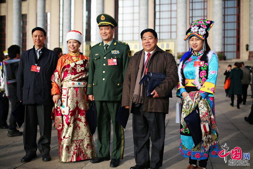 Fotos de los representantes de las minorías nacionales de China