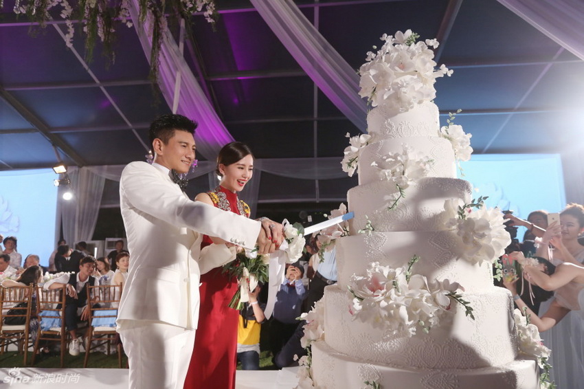 Bonita boda de los actores chinos Wu Qilong y Liu Shishi