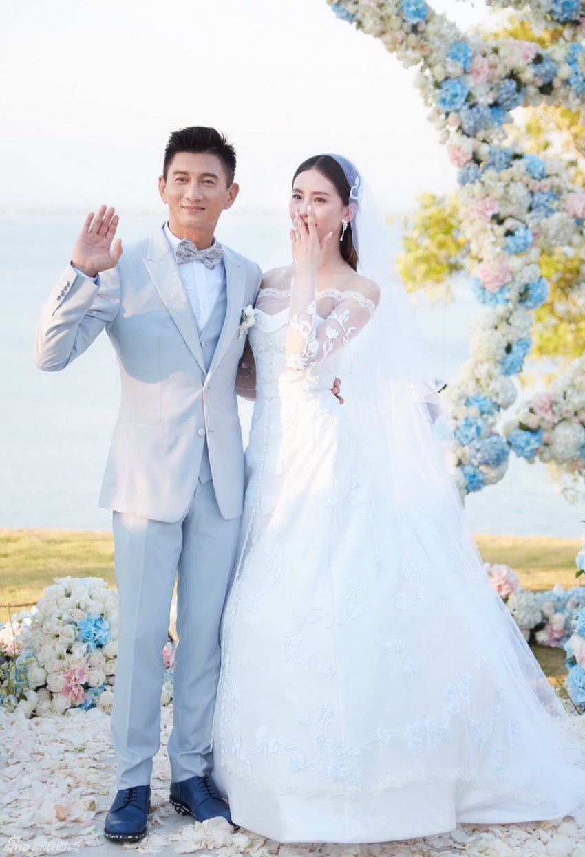 Bonita boda de los actores chinos Wu Qilong y Liu Shishi