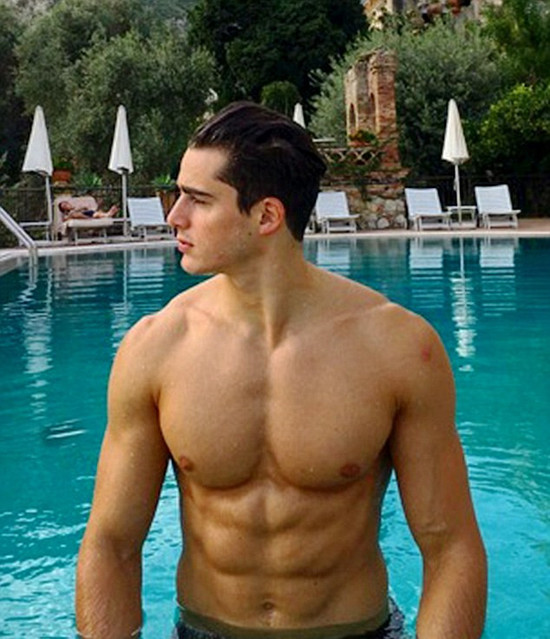 Pietro Boselli, el profesor de matemáticas más sexy del mundo6