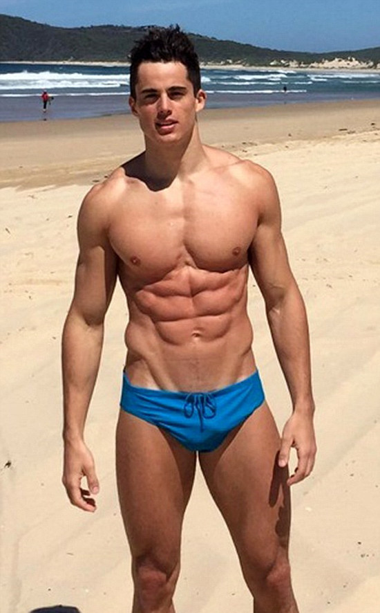 Pietro Boselli, el profesor de matemáticas más sexy del mundo5