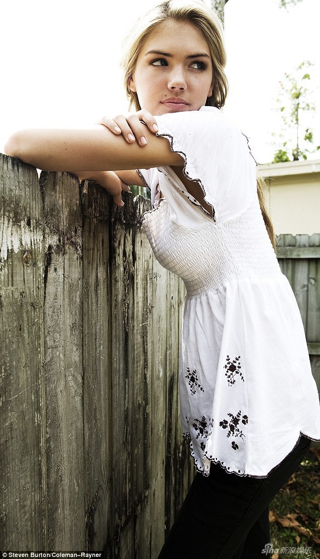 Revelan fotos hermosas de Kate Upton a los 15 años