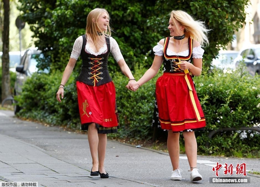 Hinchas guapas en la Eurocopa12