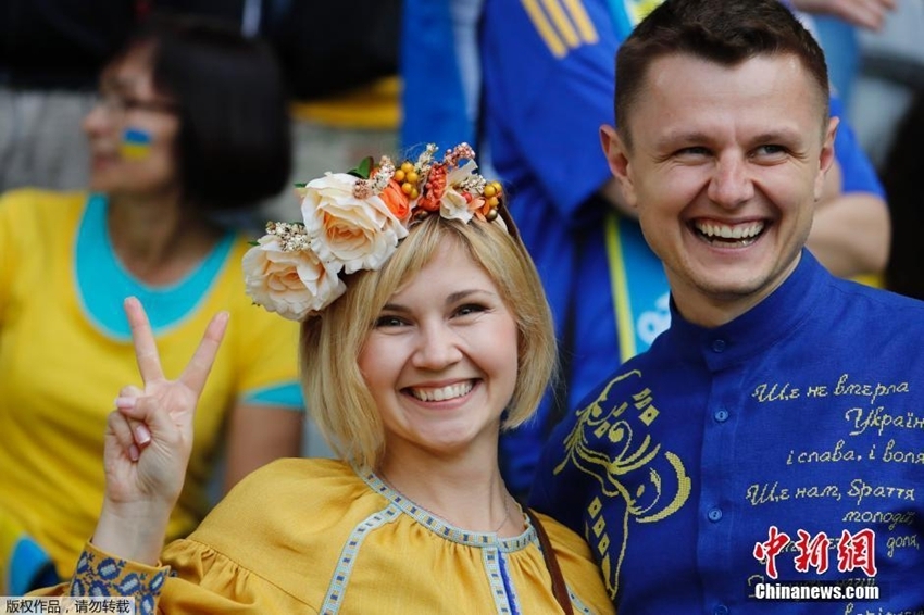 Hinchas guapas en la Eurocopa13