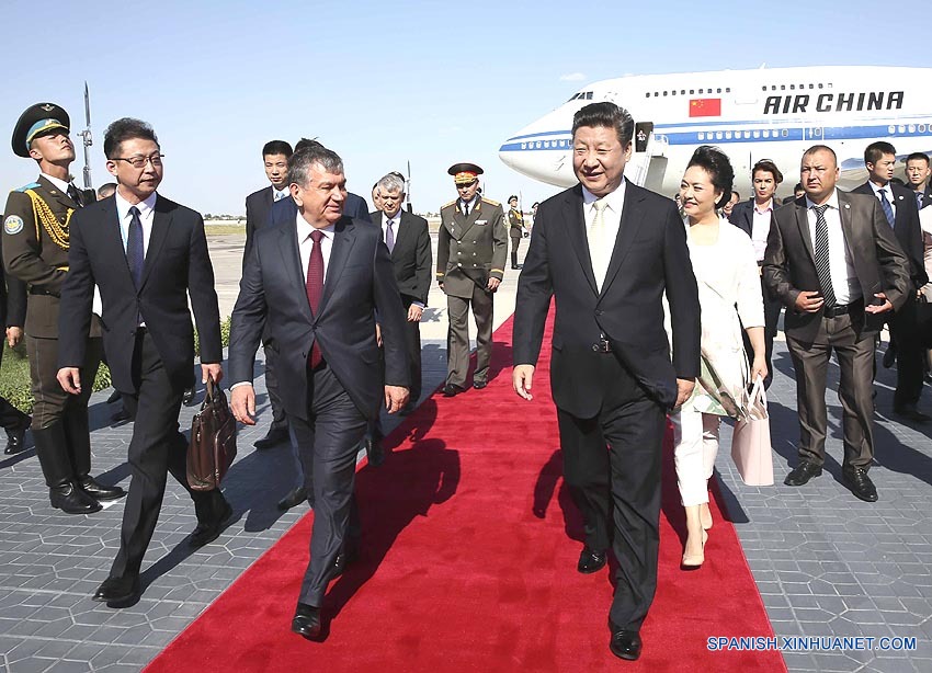 Presidente chino comienza visita a Uzbekistán en ciudad histórica de Bujará