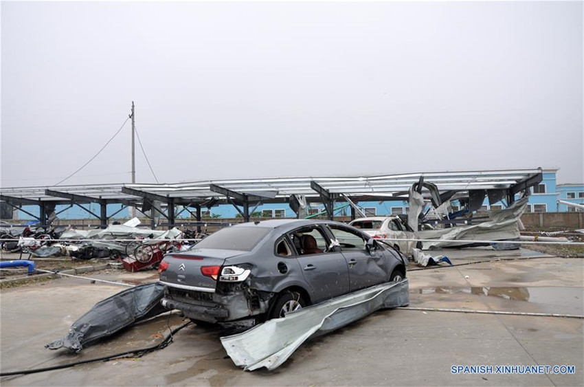  Suman 78 muertos y centenas de heridos por clima extremo en China