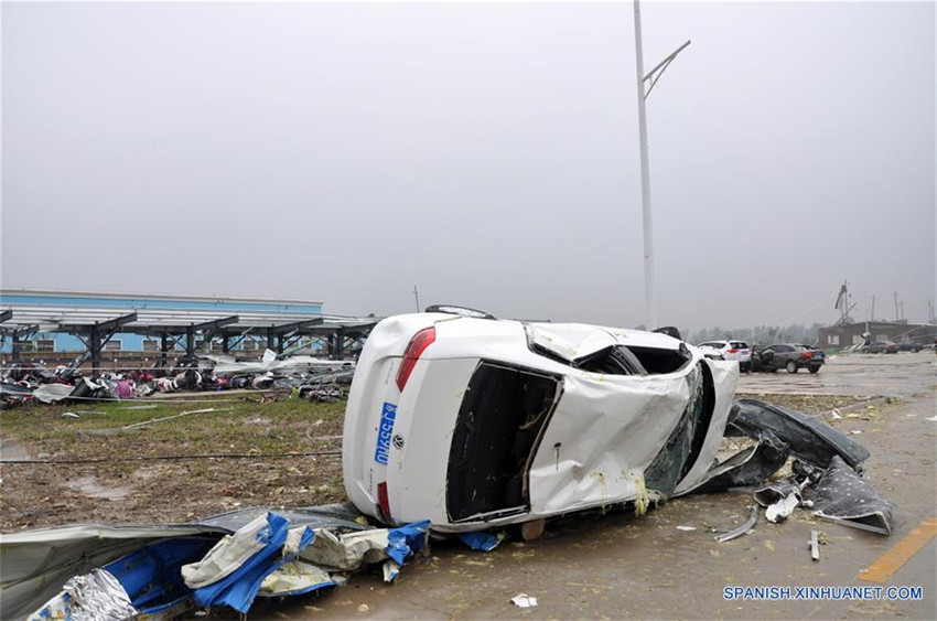  Suman 78 muertos y centenas de heridos por clima extremo en China