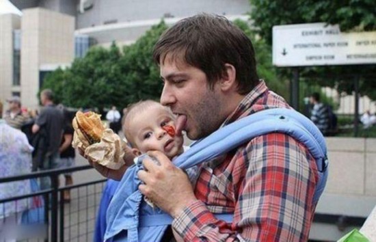 Papás con talento y bebés graciosos 34