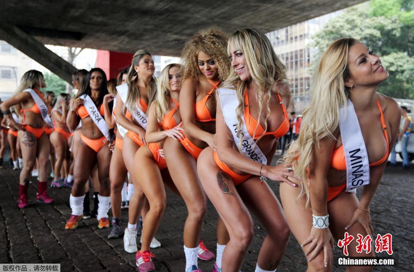 Calientes modelos brasileñas posan en la calle para alentar el próximo concurso Miss BumBum 4