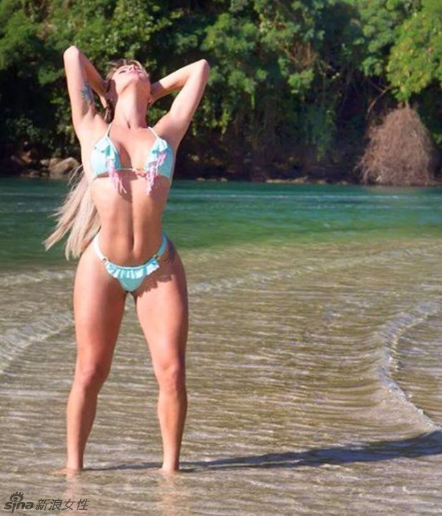 Imágenes de la famosa modelo transexual de Brasil 