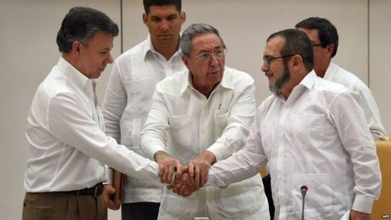 El gobierno de Colombia y las FARC anuncian un acuerdo de paz