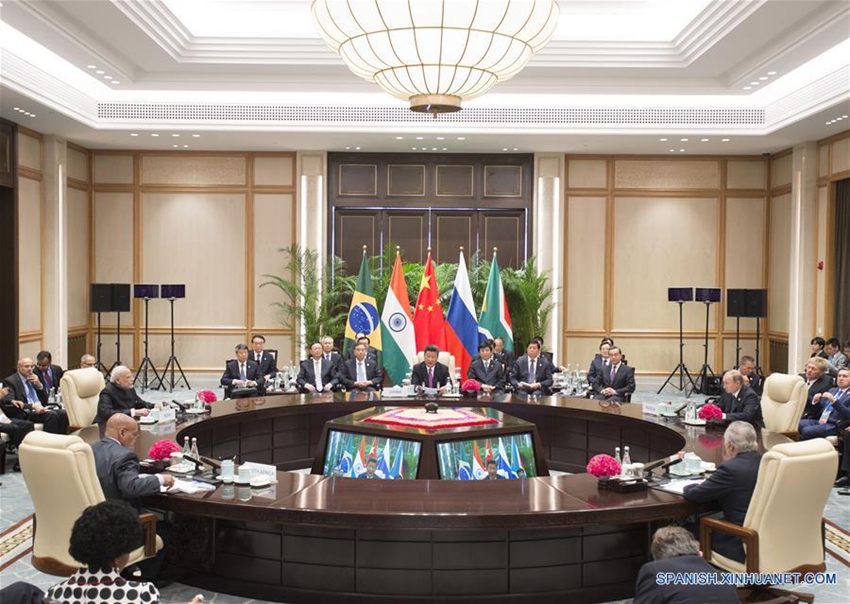 (Cumbre G20) Presidente chino pide esfuerzos de BRICS para mejorar gobernación global3