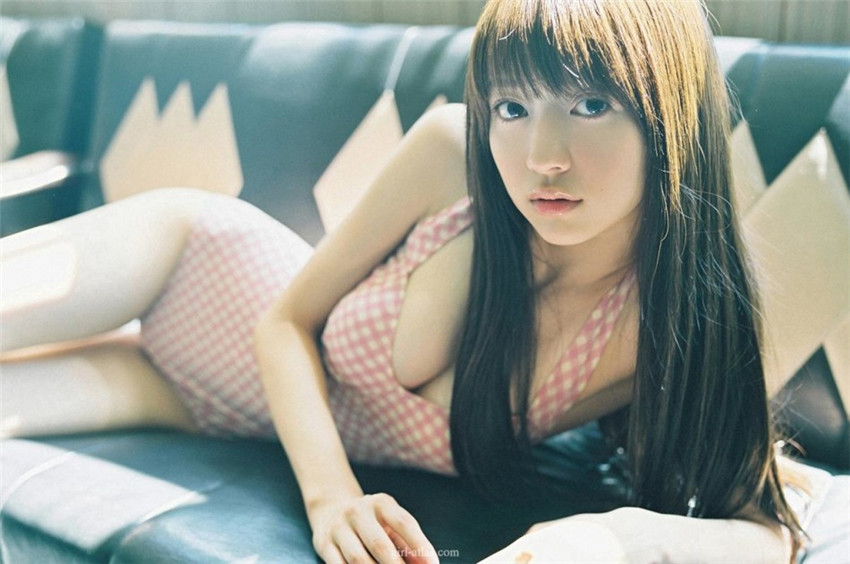 10 imágenes de la hermosa japonesa Rina Aizawa