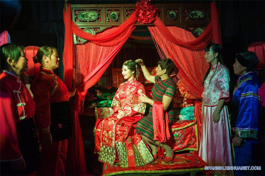 Tradicional ceremonia de boda china