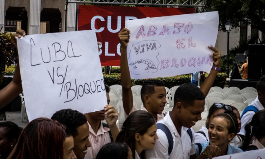 EEUU se abstiene por primera vez en una condena al embargo de Cuba6