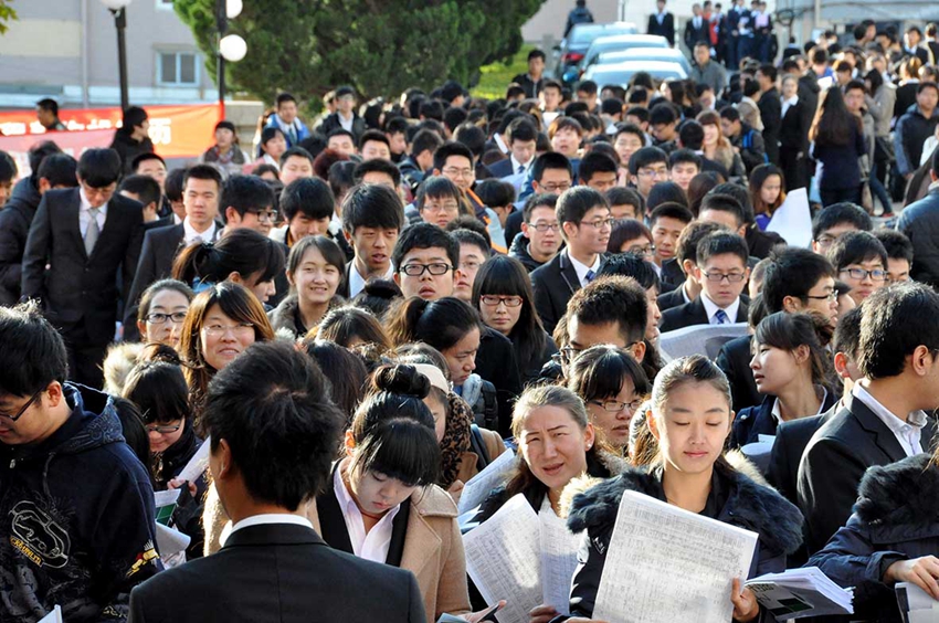 Crece el número de egresados dispuestos a trabajar en ciudades de segundo orden en China  