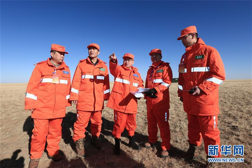 Video: Astronautas chinos vuelvan a casa tras misión espacial más duradera del país