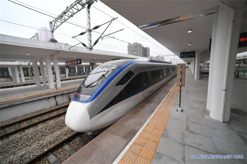 Ferrocarril Interurbano Changsha-Zhuzhou-Xiangtan es puesta en servicio