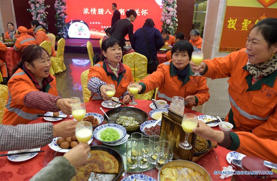 Celebran Festival Laba en China