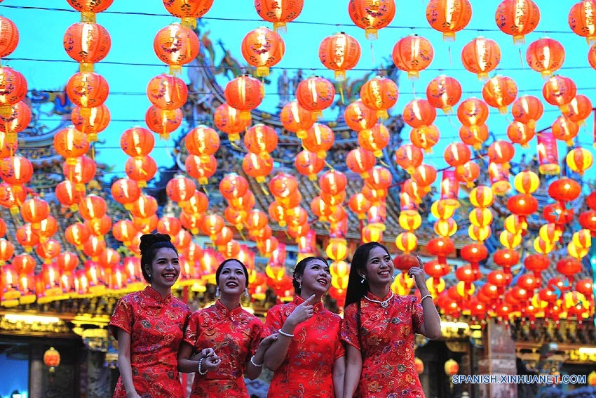 Fiesta de Primavera china se celebra en mundo entero