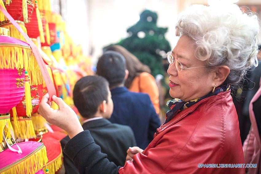 Fiesta de Primavera china se celebra en mundo entero