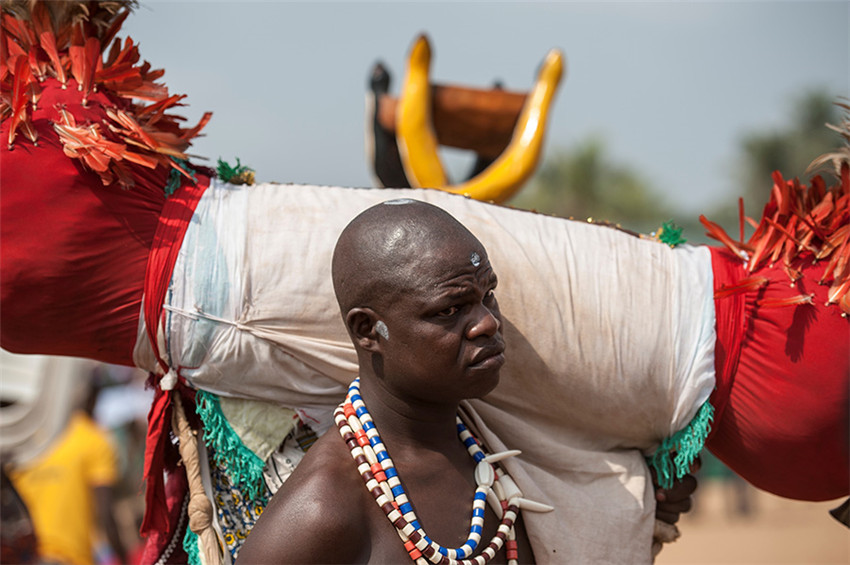 En Benin, descendientes de esclavos en una peregrinación vudú