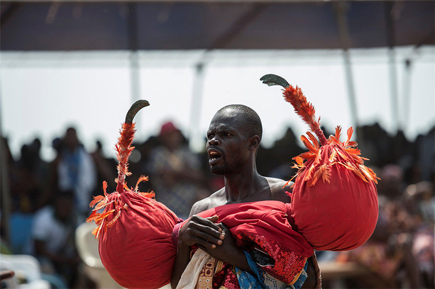 En Benin, descendientes de esclavos en una peregrinación vudú