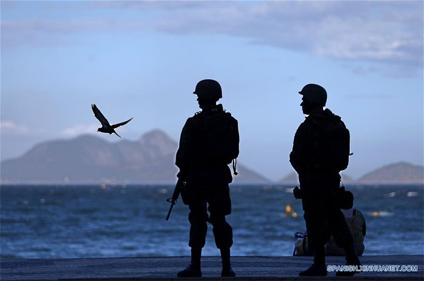 Cerca de 9.000 militares refuerzan seguridad en Río de Janeiro