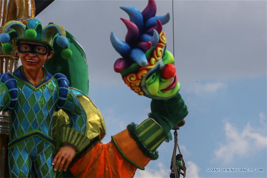 Desfiles de escuelas de samba por Carnaval darán inicio el viernes en Sao Paulo