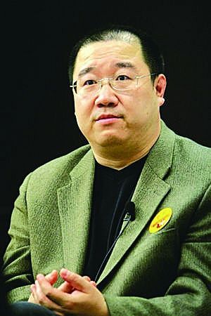 Director de cine chino se declara culpable de delito monetario en EE.UU.