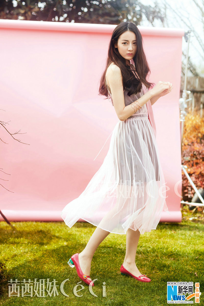 Actriz china Dilraba posa para Ceci