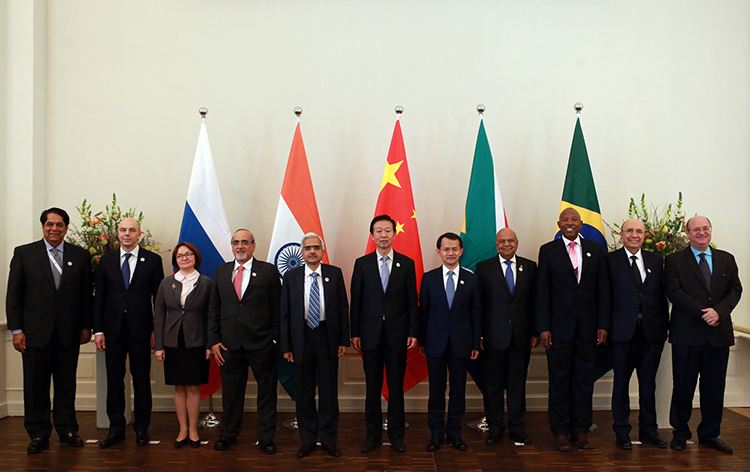 China promete impulsar cooperación financiera entre BRICS
