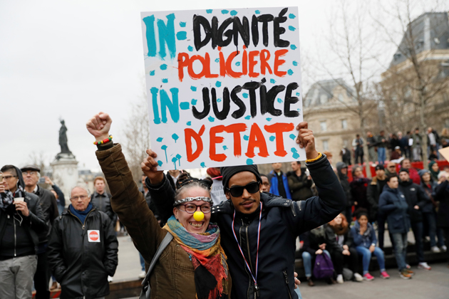 Marcha en París contra la violencia policial y el racismo2
