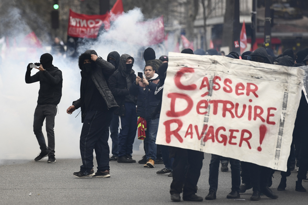 Marcha en París contra la violencia policial y el racismo1