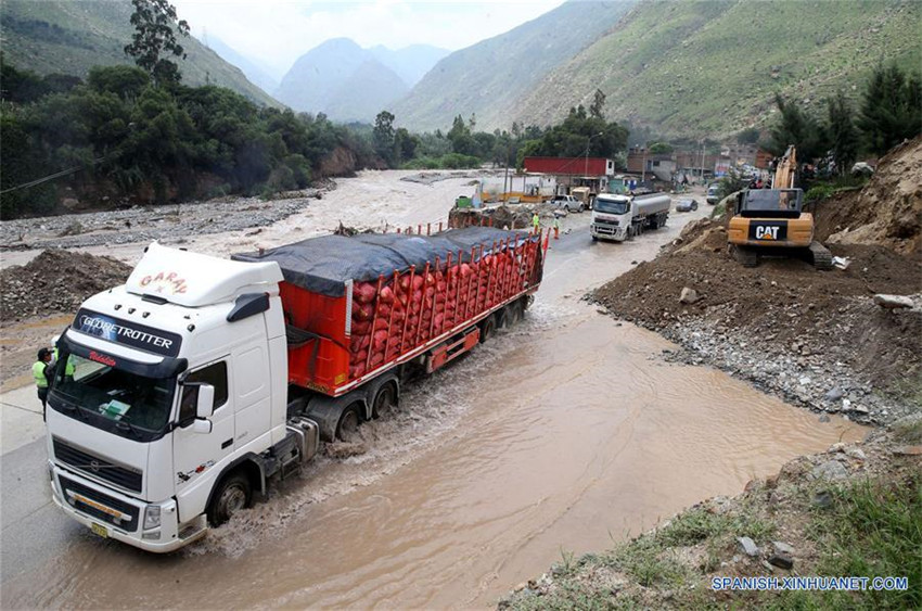 Persistirán fuertes lluvias por al menos dos semanas en Perú